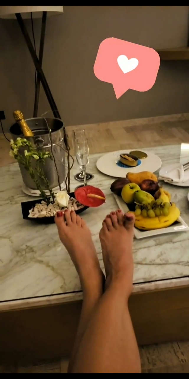 Karina Correa Feet