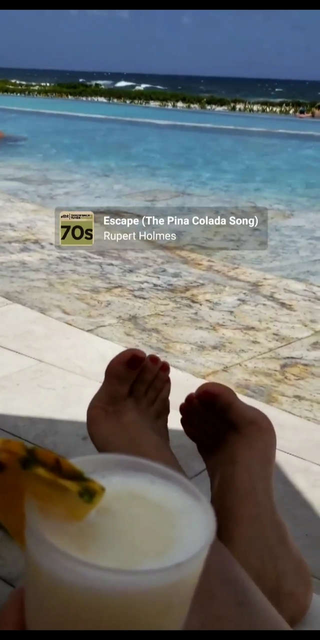 Karina Correa Feet