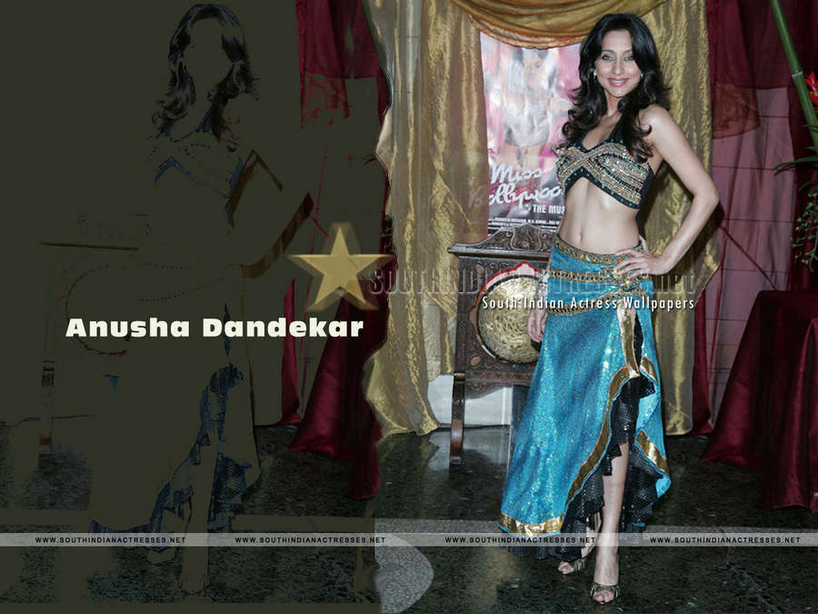 Anusha Dhandekar Feet