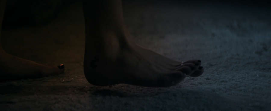 Bella Thorne Feet