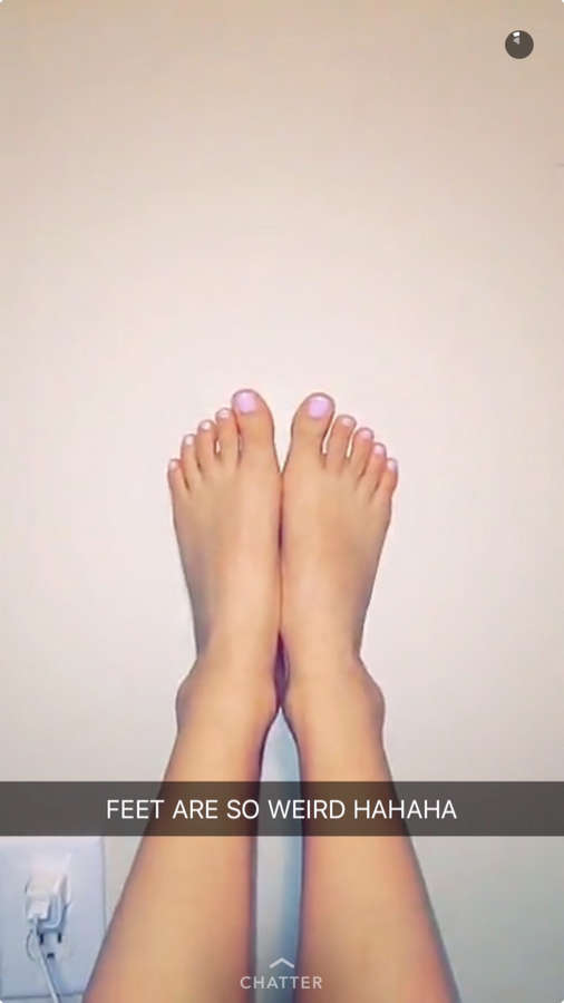 Lisa Michelle Cimorelli Feet