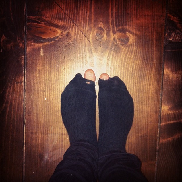 Simone Giertz Feet