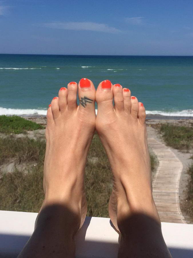 Rennae Stubbs Feet