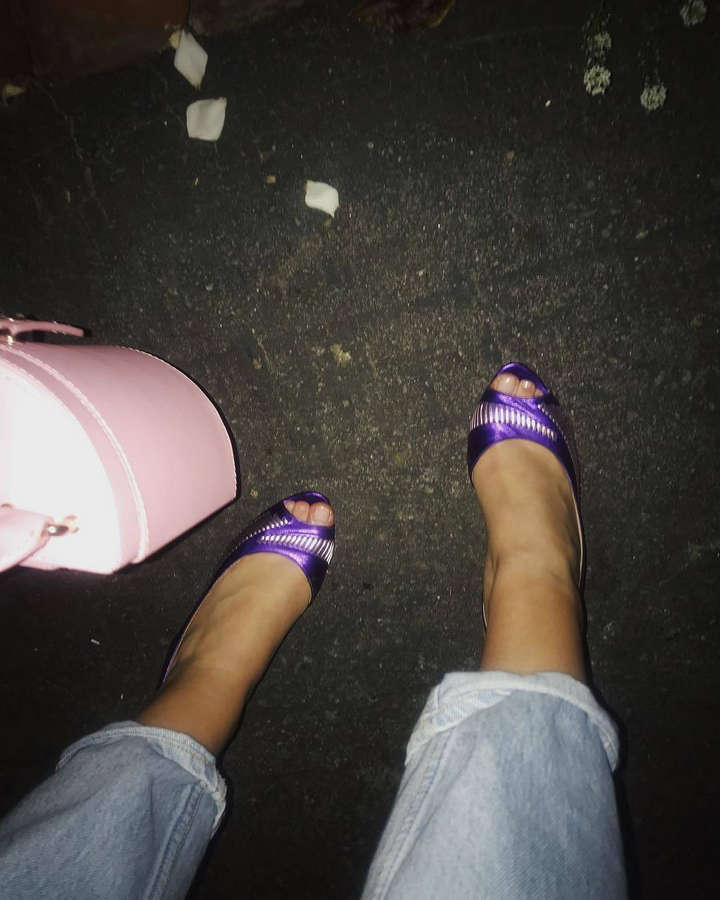 Alycia Debnam Carey Feet