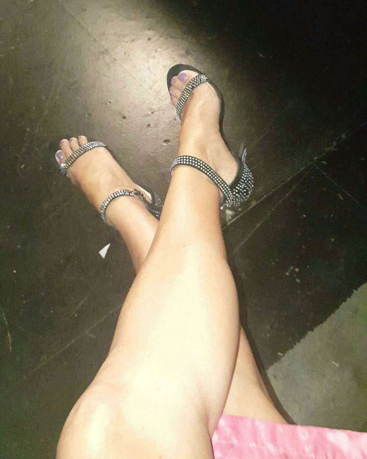 Bruna Rubio Feet