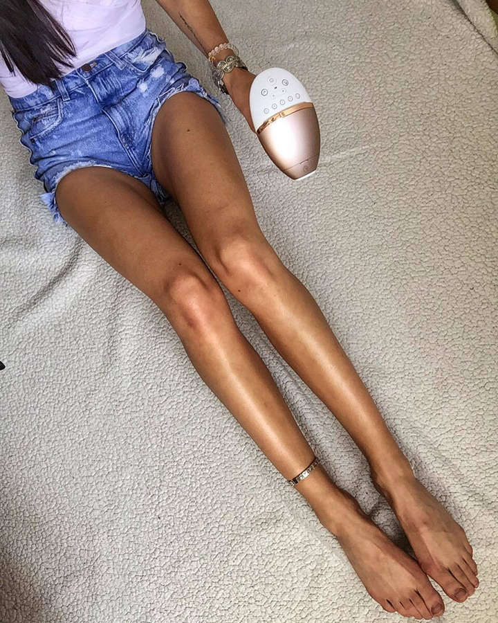 Andrea Kalousova Feet