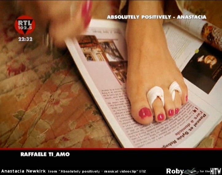 Anastacia Feet
