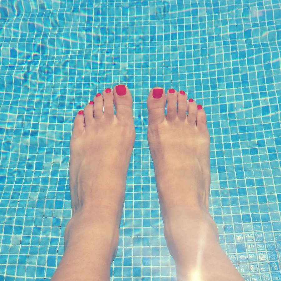 Camila Luna Feet