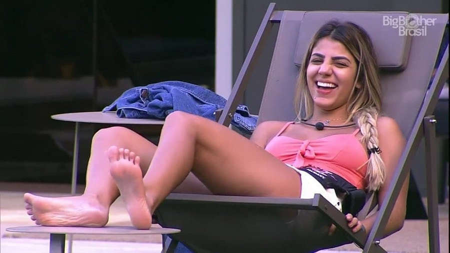 Hariany Almeida Feet