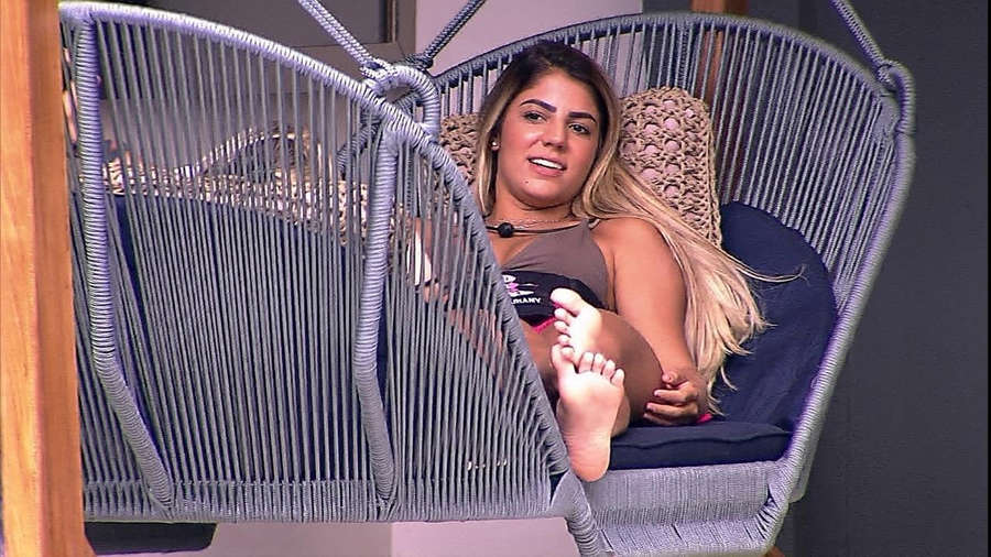 Hariany Almeida Feet