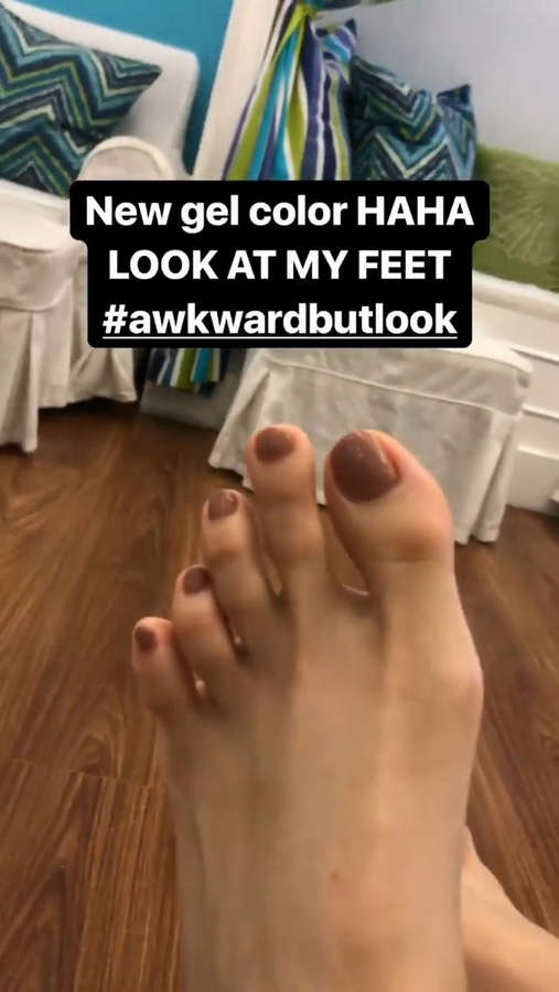 Bea Benedicto Feet