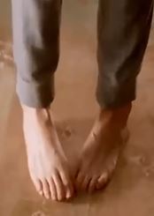 Mi Yang Feet