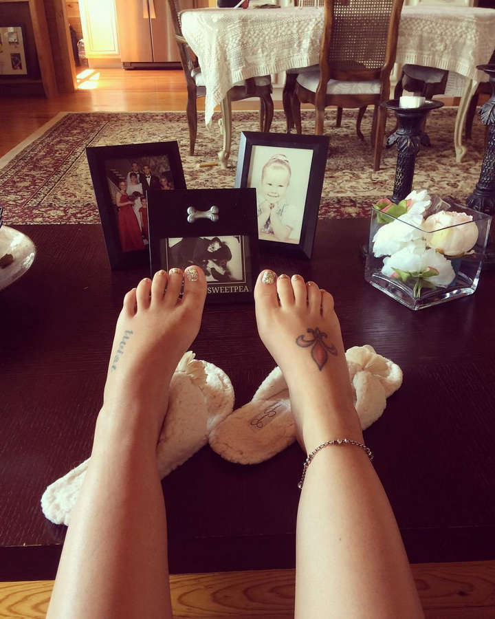 Cheyenne Kimball Feet