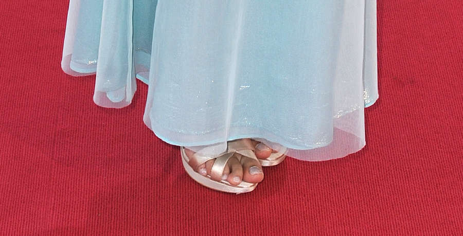 Alisar Ailabouni Feet