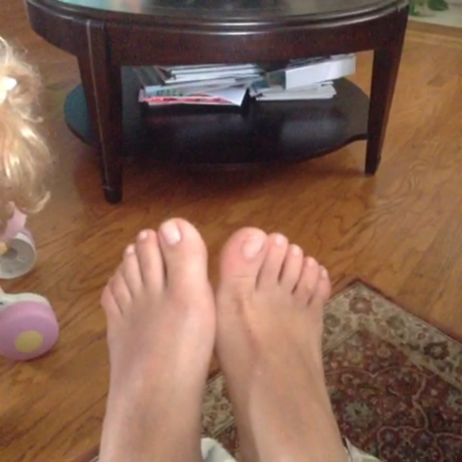 Clarissa Serna Feet