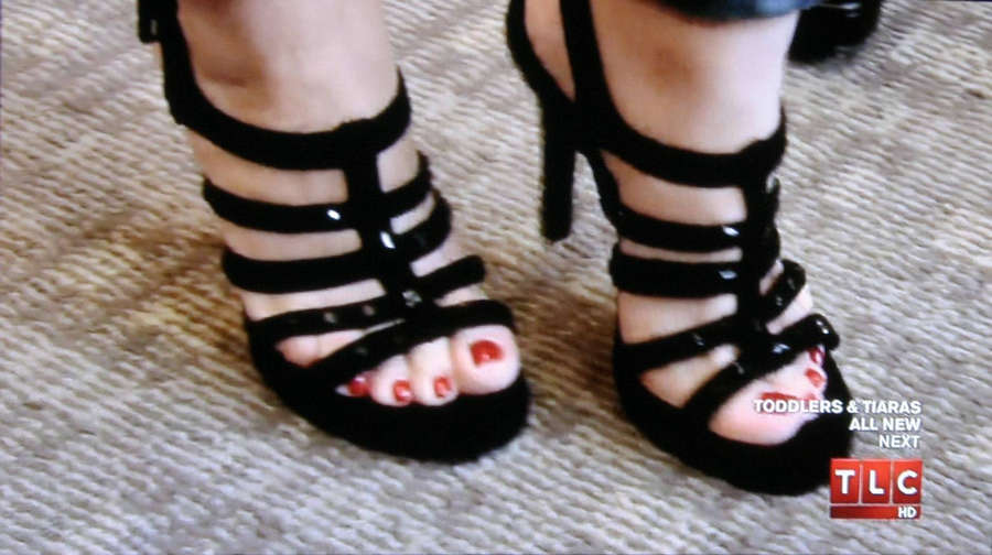 Rebeca Feet
