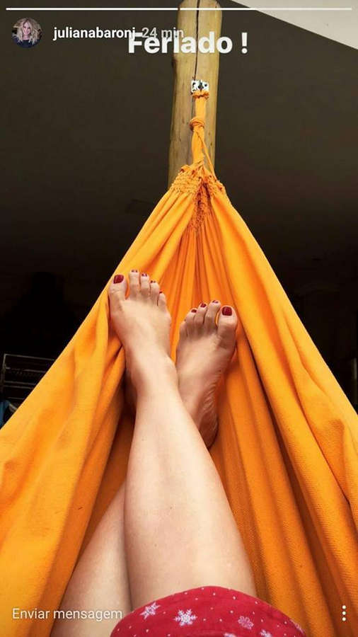 Juliana Baroni Feet