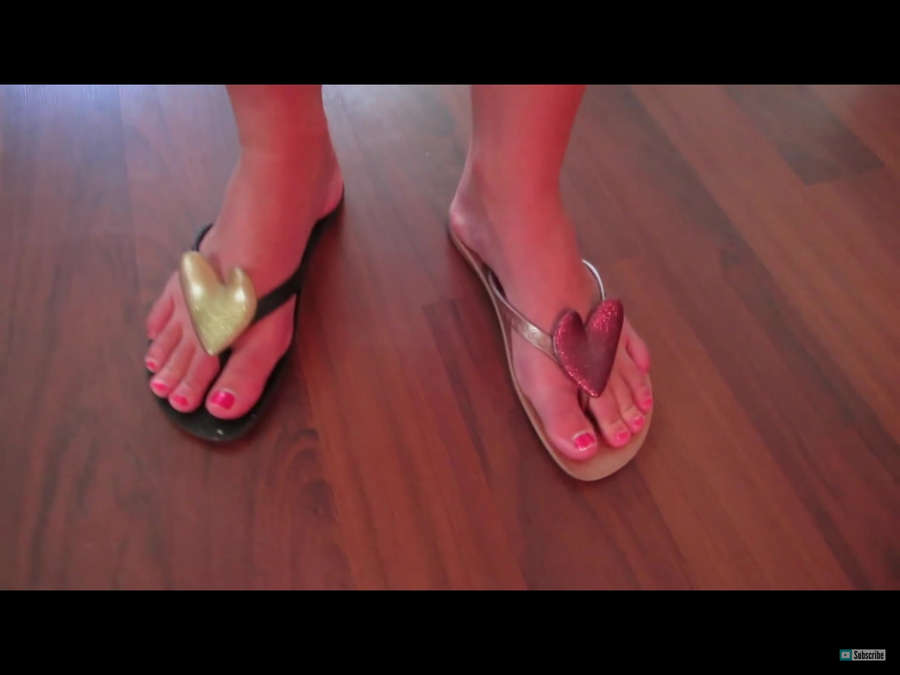 Lindsey Bell Feet