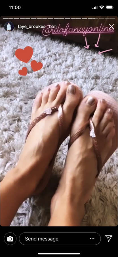 Faye Brookes Feet