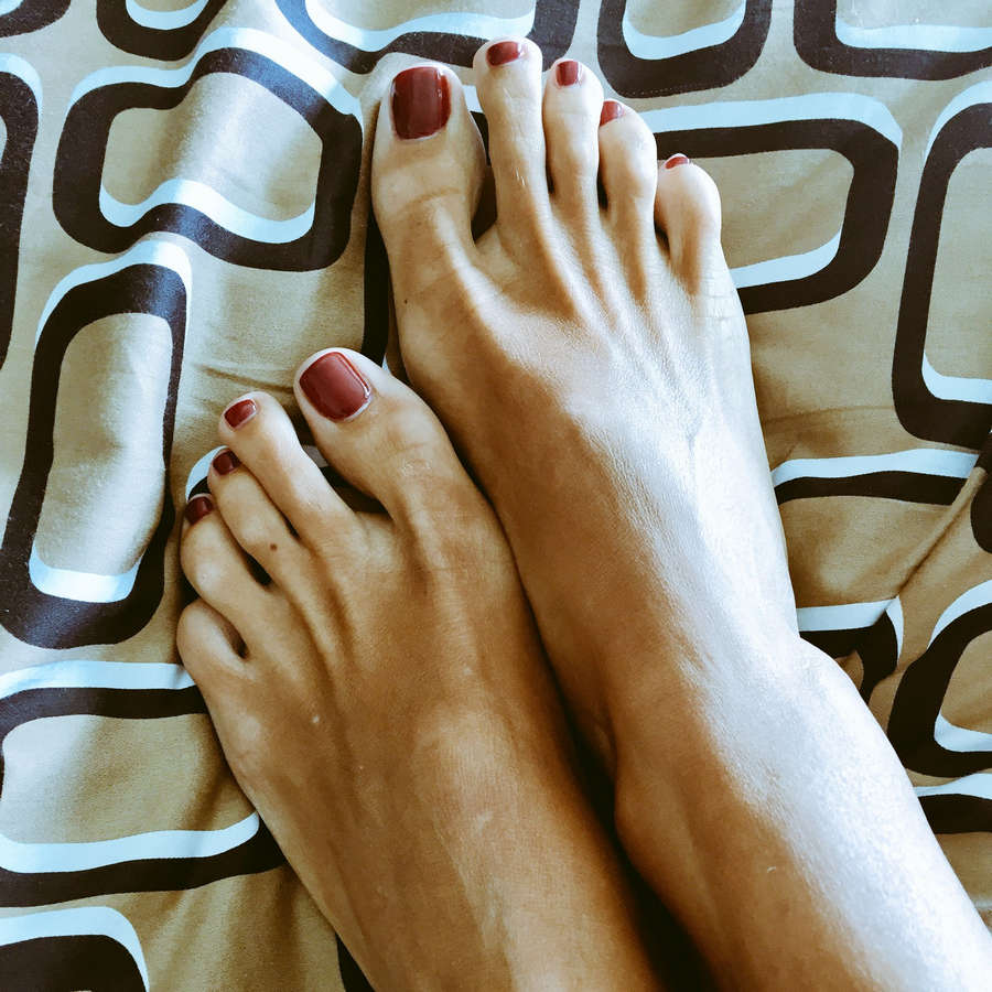 Veronica Maya Feet