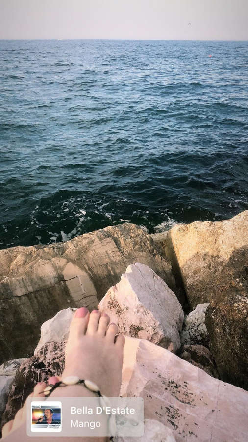 Elisa Donatini Feet