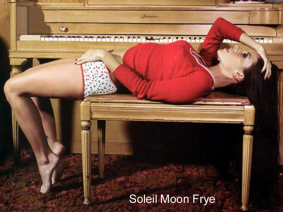 Soleil Moon Frye Feet
