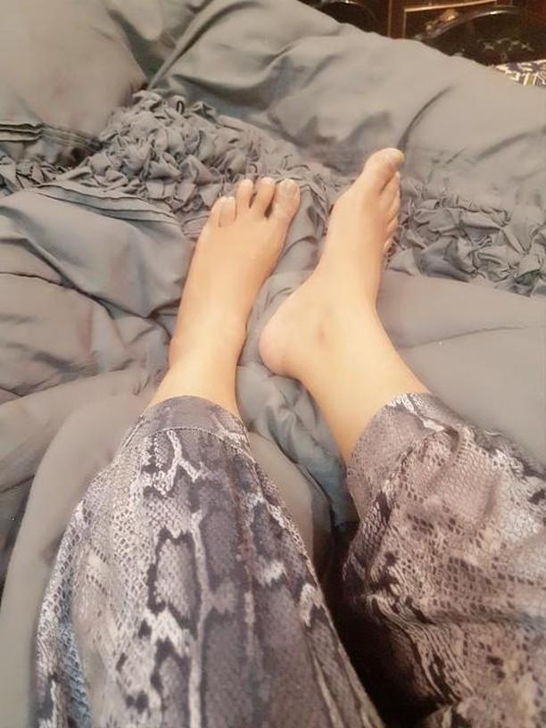 Gulle Afreen Feet