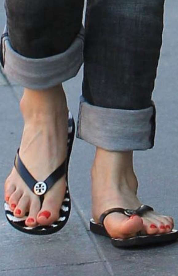 Rhea Seehorn Feet. 