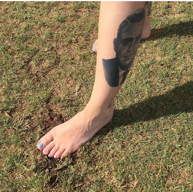 Kristen Leanne Feet