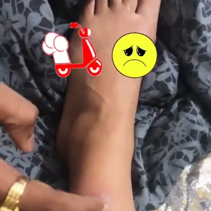 Hina Khan Feet