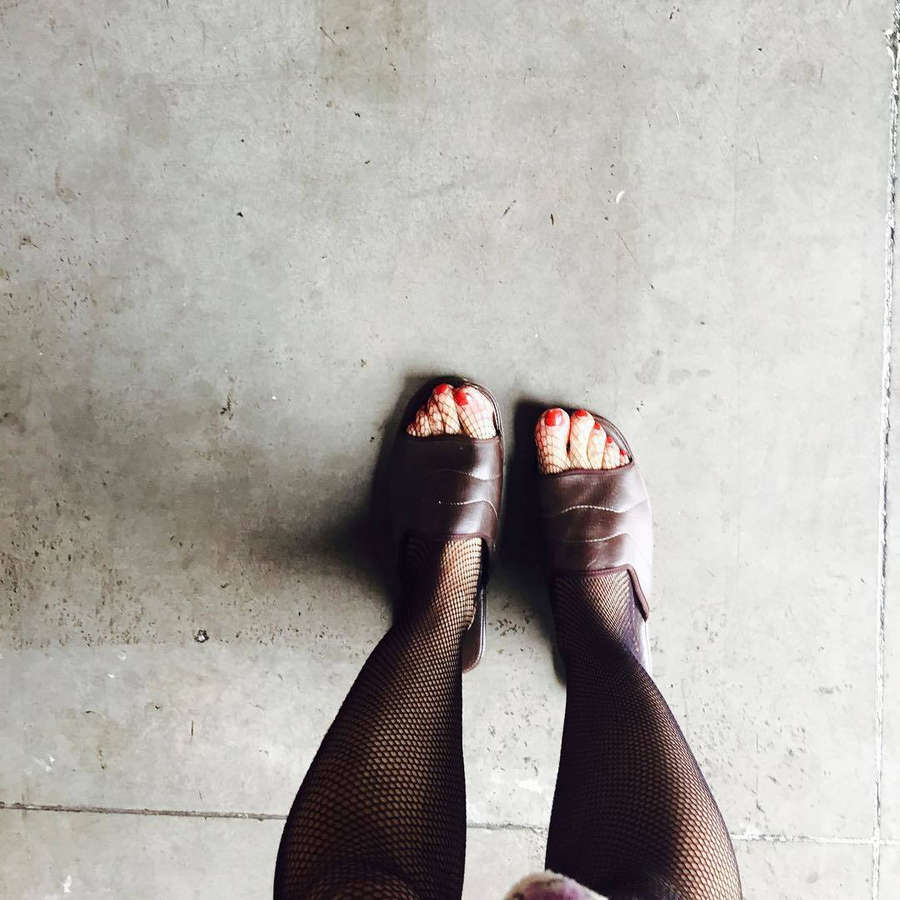Miriam Lanzoni Feet