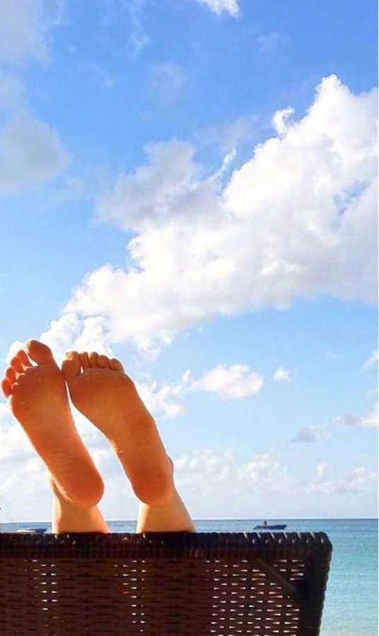 Fernanda Vasconcellos Feet