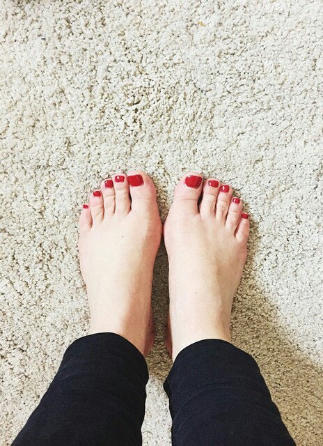 Claudia Galli Feet