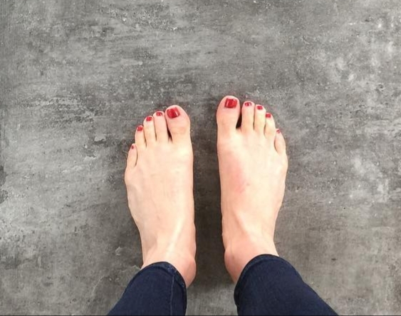 Jasmine Roth Feet