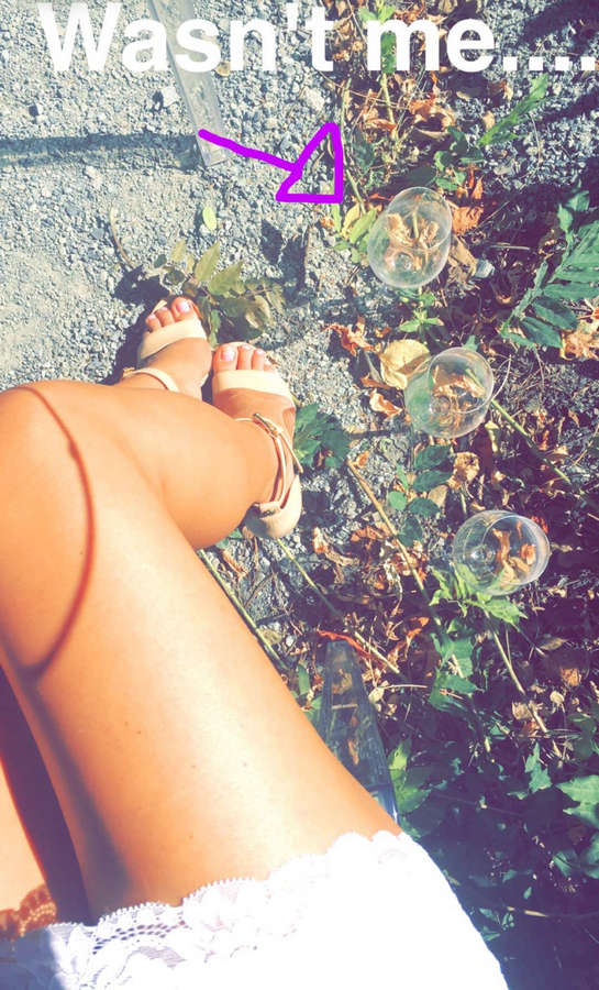 Kaitlyn Bristowe Feet