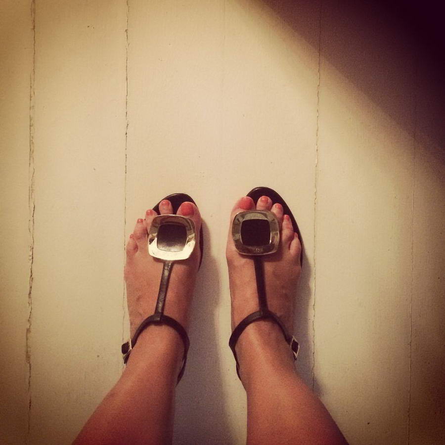 Luana Belmondo Feet