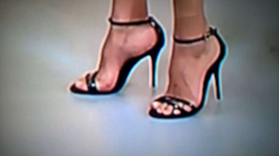 Monalisa Perrone Feet