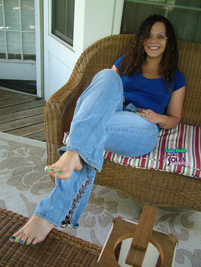 Lady Steph Feet (29 photos) - celebrity-feet.com