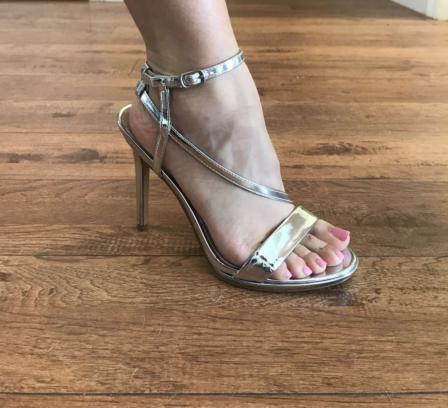 Goddess Gwen Feet