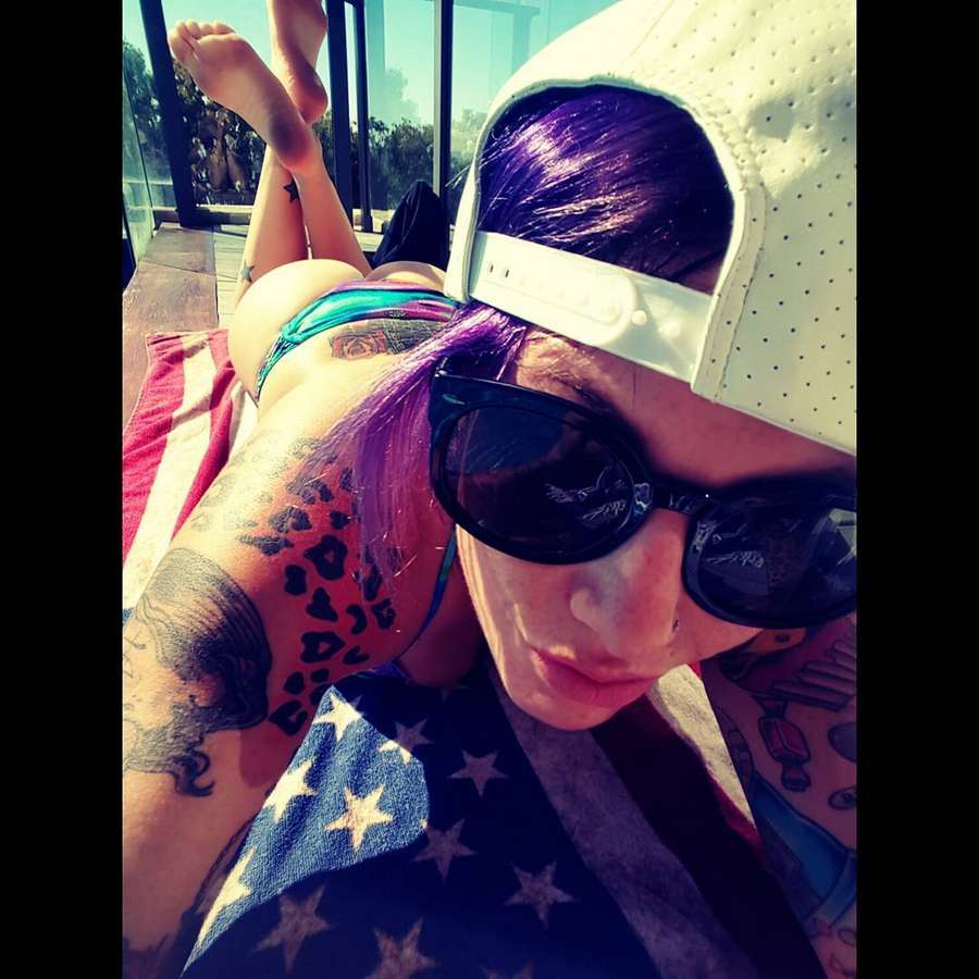 Bec Rawlings Feet