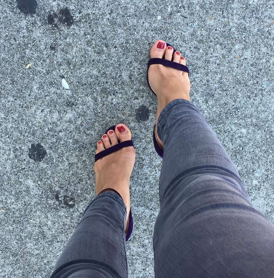 Adrianna Costa Feet