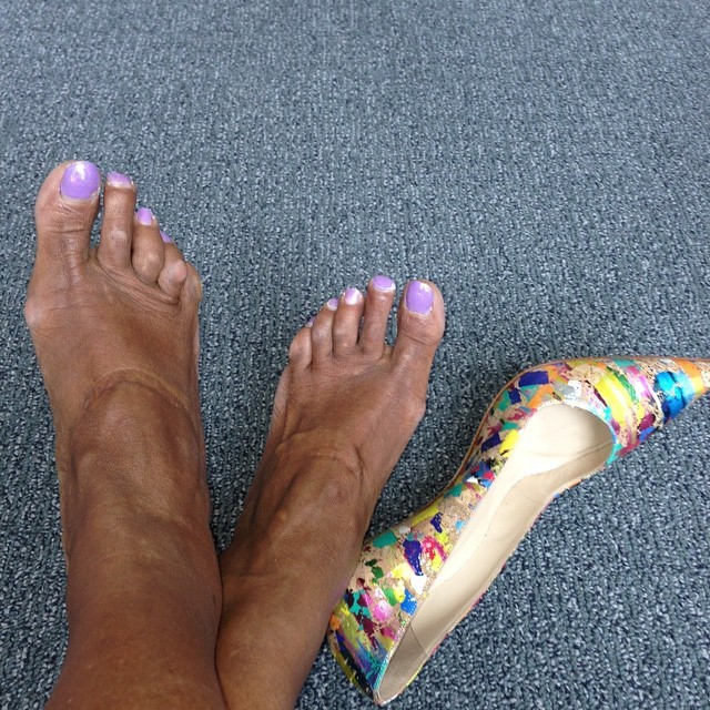 Gayle King Feet
