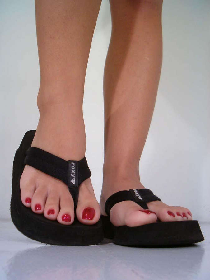 Katelyn Brooks Feet