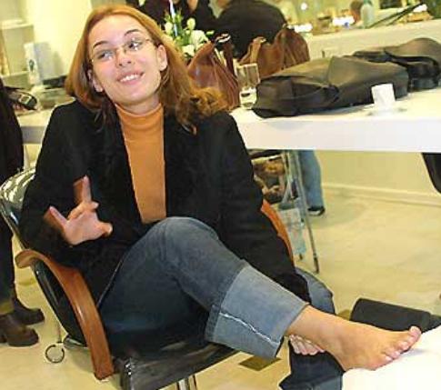 Regiane Alves Feet
