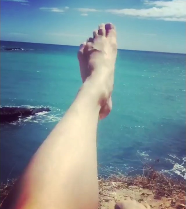 Danielle Colby Cushman Feet