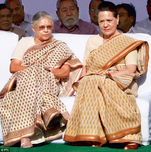 Sonia Gandhi Feet