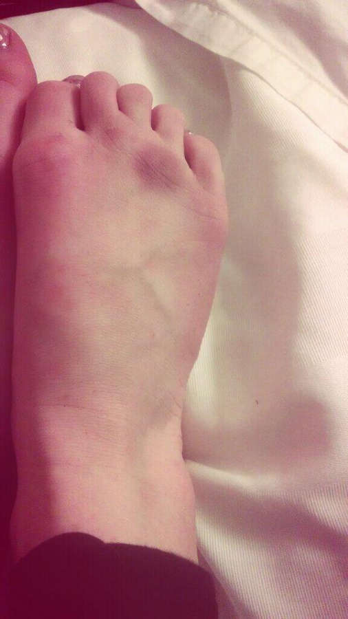 Chelsea Gillett Feet