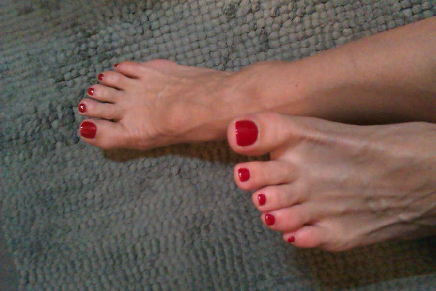 Laura Angel Feet