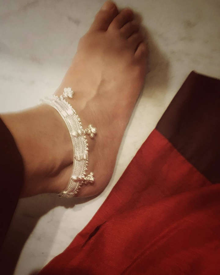 Sona Mohapatra Feet