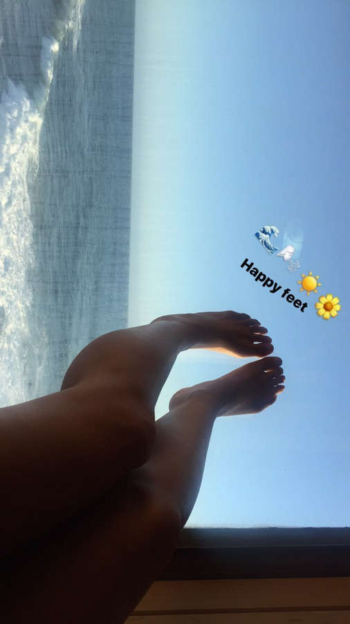 Danay Garcia Feet
